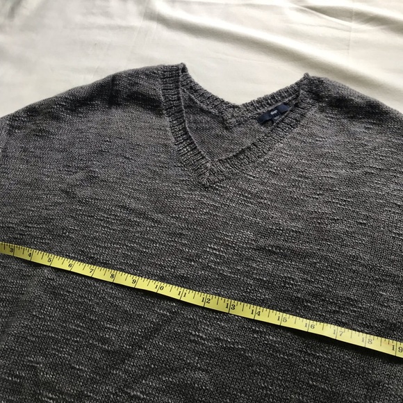 GAP Soft Grey Dolman Sleeve Sweater, Gray Sweater, V Neck, V Back sweater, S - Picture 7 of 10